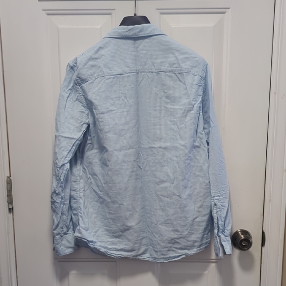 Calvin Klein Light Blue Casual Button Down Shirt - Picture 5 of 8